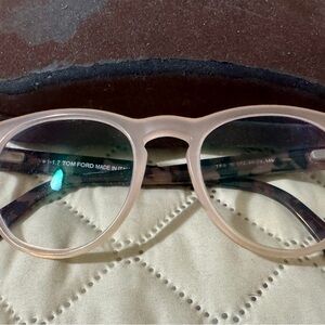 Tom Ford Blush Round Eyewear
